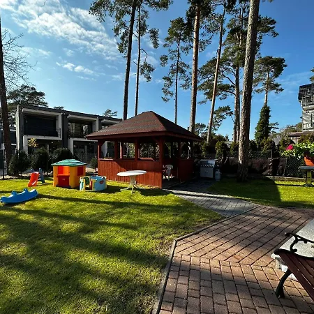 Dom Pod Sosnami פוביירובו