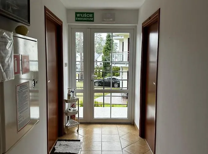 Dom Pod Sosnami פוביירובו