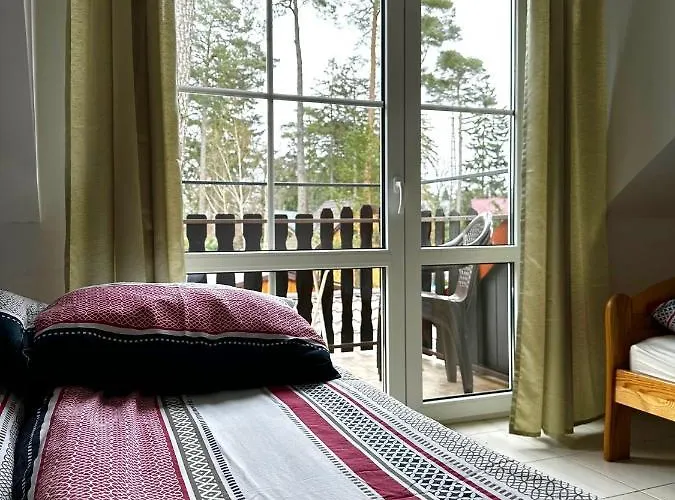 Dom Pod Sosnami בית הארחה 3*